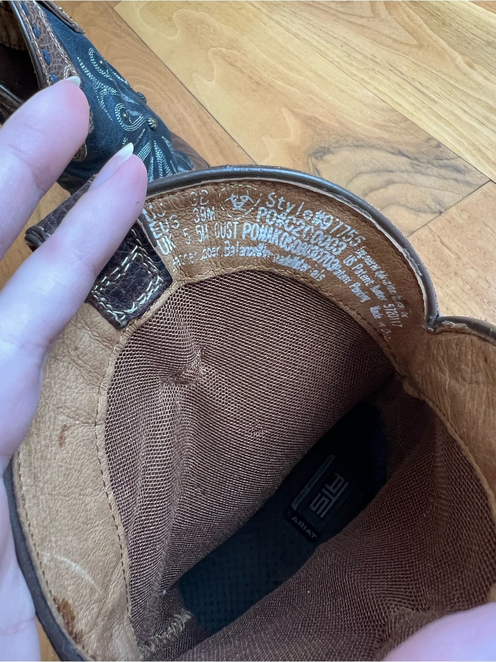 Women’s Size 8.5 Ariat Daisy Western Cowboy Boots - Picture 13 of 16